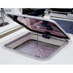 Rideaux occultants + moustiquaire 